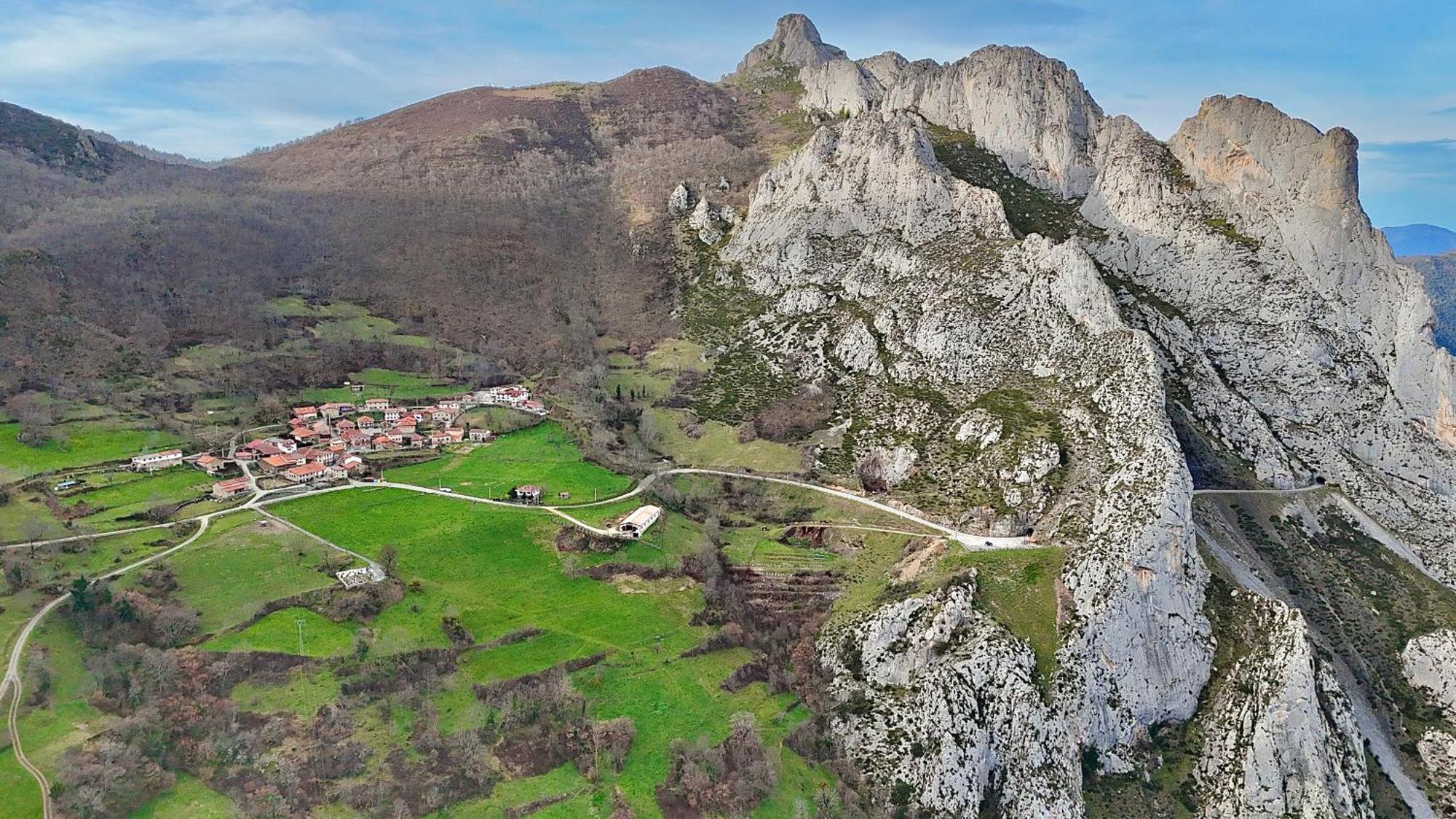 Hotel Rural El Sestil Dobres Dış mekan fotoğraf